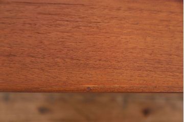 ヴィンテージ家具　北欧ビンテージ　チーク材のセンターテーブル(コーヒーテーブル)