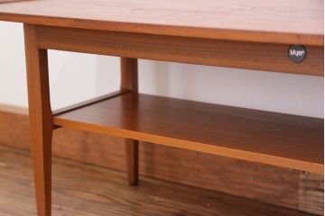 ヴィンテージ家具　北欧ビンテージ　チーク材のセンターテーブル(コーヒーテーブル)