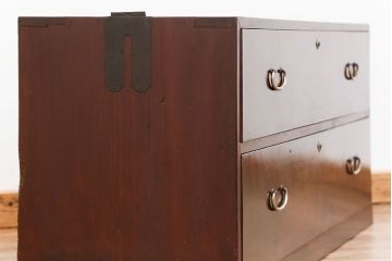 アンティーク家具　古民具・骨董 前面欅材の杢目の素晴らしい時代箪笥ローチェスト(2)(ローボード)