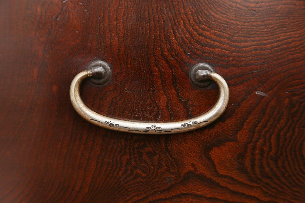 アンティーク家具　古民具・骨董 前面欅材の杢目の素晴らしい時代箪笥ローチェスト(2)(ローボード)