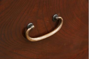 アンティーク家具　古民具・骨董 前面欅材の杢目の素晴らしい時代箪笥ローチェスト(2)(ローボード)