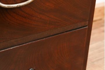 アンティーク家具　古民具・骨董 前面欅材の杢目の素晴らしい時代箪笥ローチェスト(2)(ローボード)