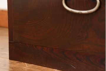 アンティーク家具　古民具・骨董 前面欅材の杢目の素晴らしい時代箪笥ローチェスト(2)(ローボード)