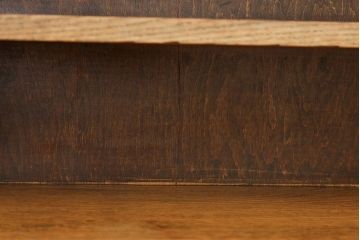 アンティーク家具　イギリスアンティーク オーク材の頑丈なブックシェルフ(本棚)