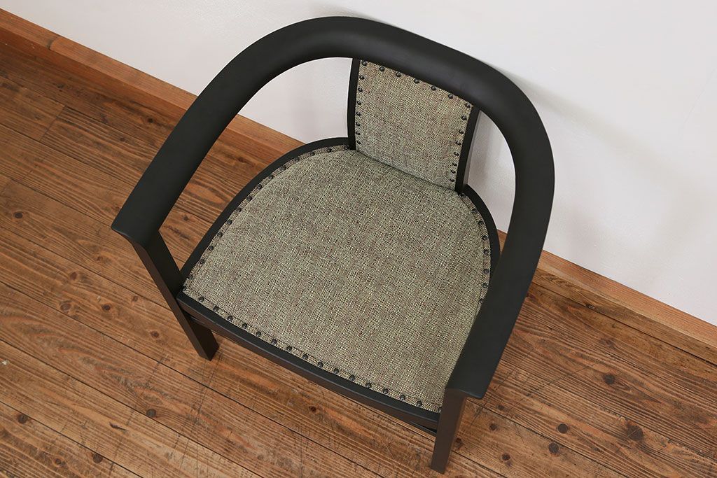 中古　1980年代　ブラックペイントアームチェア(1)