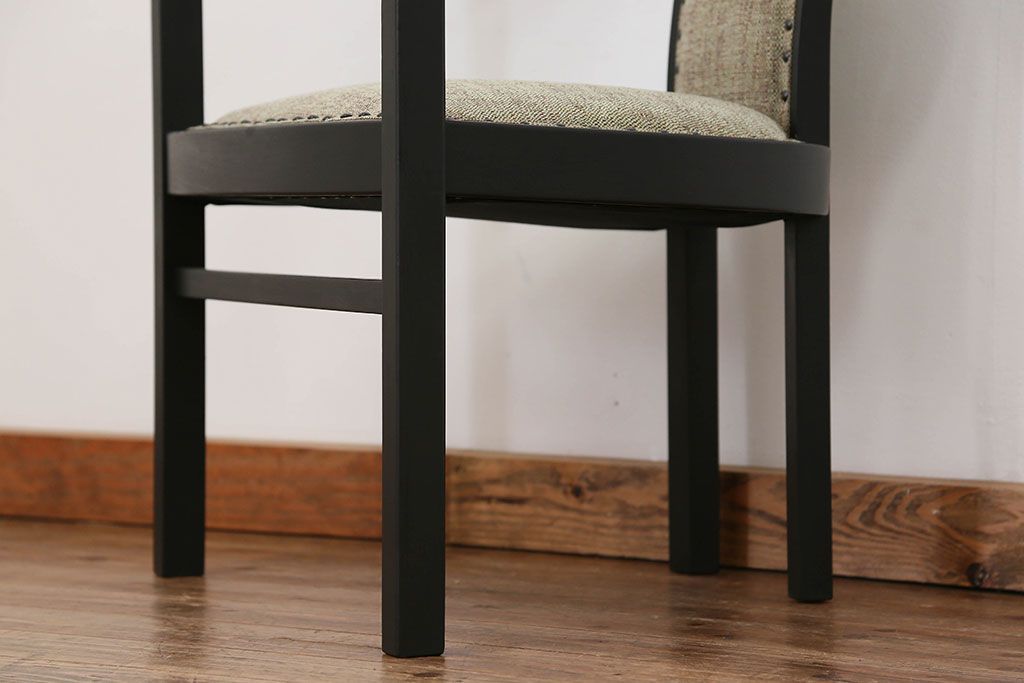 中古　1980年代　ブラックペイントアームチェア(1)