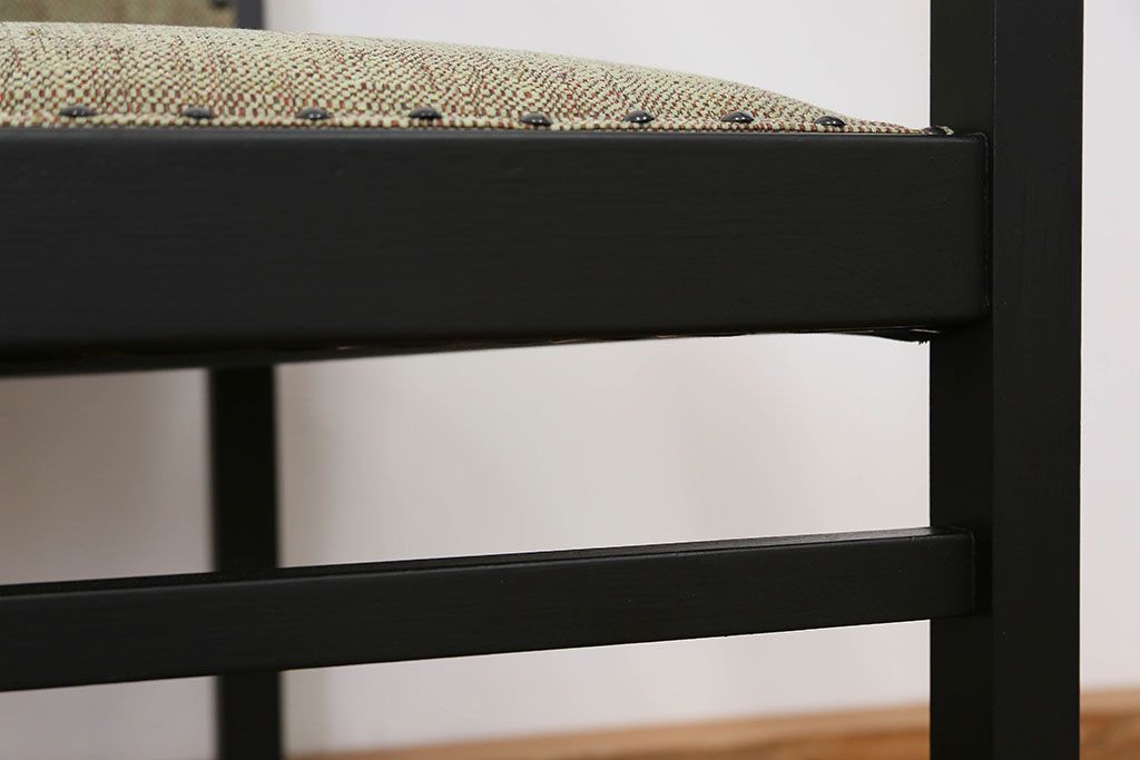 中古　1980年代　ブラックペイントアームチェア(1)