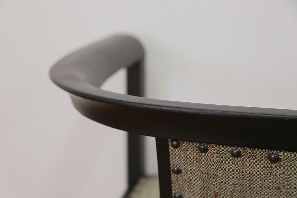 中古　1980年代　ブラックペイントアームチェア(1)