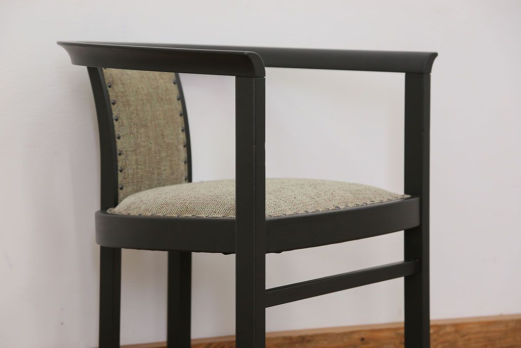 中古　1980年代　ブラックペイントアームチェア(2)