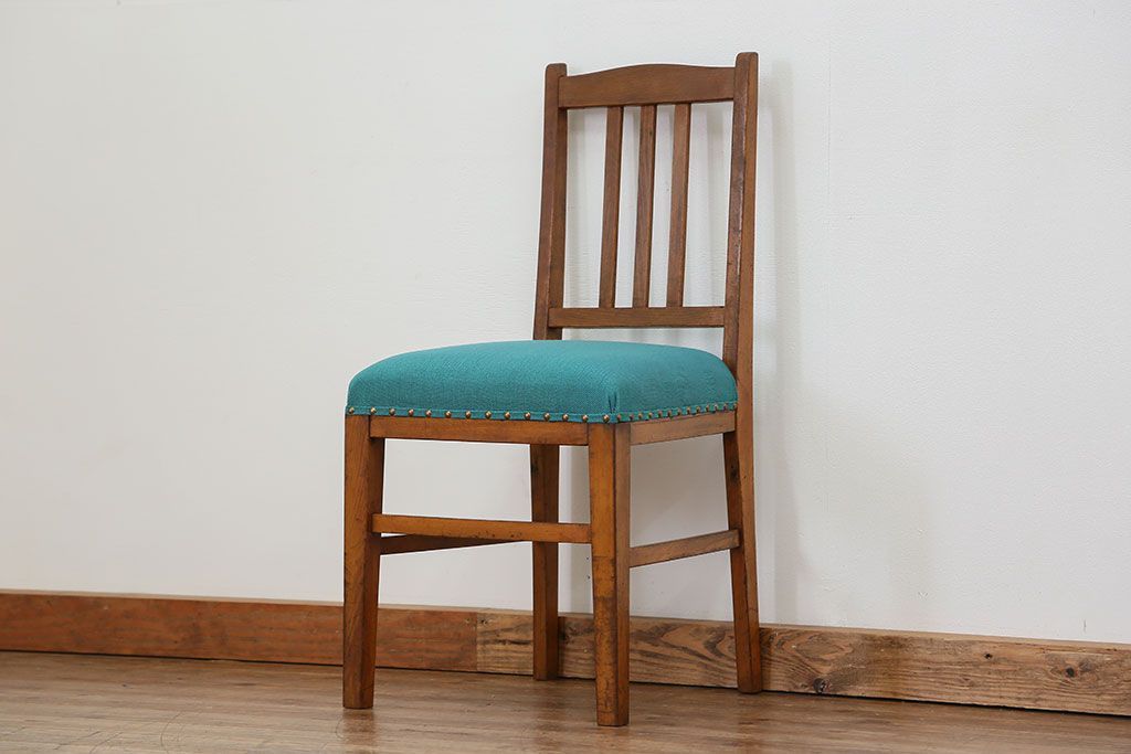 レトロ家具　昭和レトロ シンプルなアンティークチェア(椅子、イス)