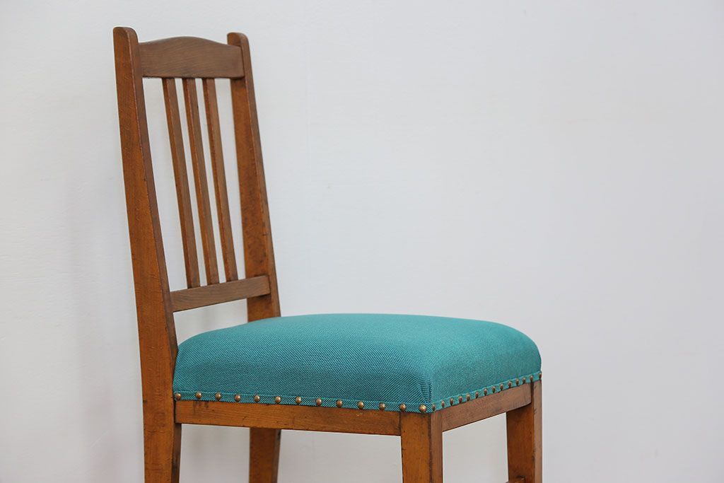 レトロ家具　昭和レトロ シンプルなアンティークチェア(椅子、イス)