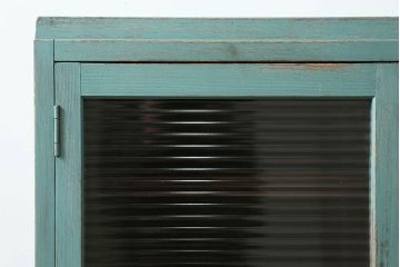 アンティーク家具　アンティークペイント　モールガラス入り食器棚(キッチンキャビネット、収納棚)