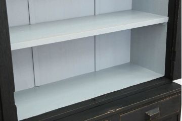アンティーク家具　アンティークペイント　ダイヤガラス入り食器棚(キャビネット、ブックケース、収納棚)