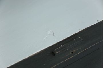 アンティーク家具　アンティークペイント　ダイヤガラス入り食器棚(キャビネット、ブックケース、収納棚)