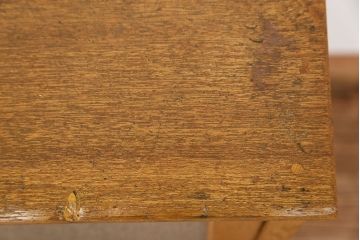 レトロ家具　昭和レトロ 古いダイヤガラスの脚付き収納棚　(キャビネット、食器棚)