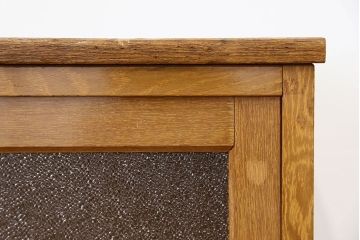 レトロ家具　昭和レトロ 古いダイヤガラスの脚付き収納棚　(キャビネット、食器棚)