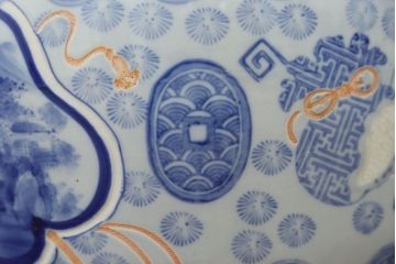 アンティーク雑貨　古民具・骨董 美しい図柄の瀬戸火鉢(1)