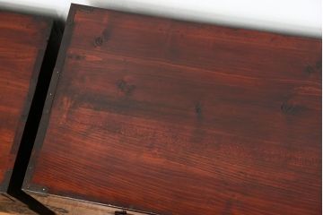 アンティーク家具　古民具・骨董 前面欅材の漆のキレイな味わい深い　米沢箪笥(時代箪笥)