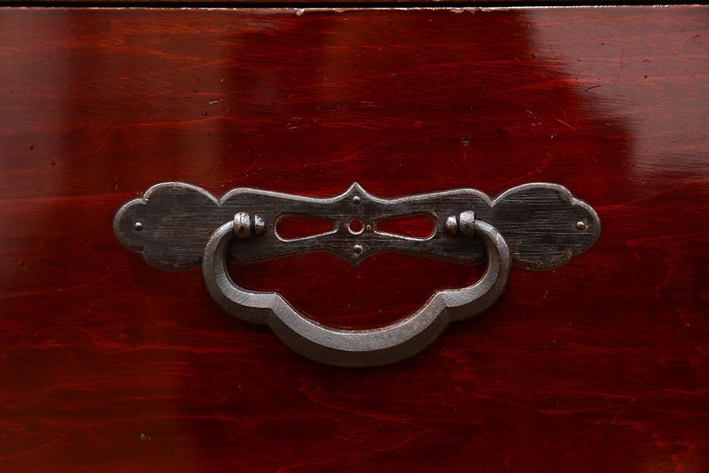 アンティーク家具　古民具・骨董 極上品、状態抜群の美しい前面欅材　米沢箪笥　(時代箪笥)