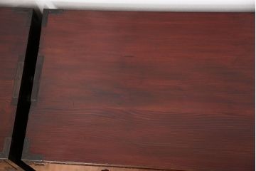 アンティーク家具　古民具・骨董 極上品、状態抜群の美しい前面欅材　米沢箪笥　(時代箪笥)