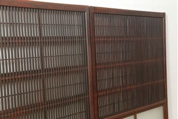 和製アンティーク ダイヤガラス入りの変り型格子戸2枚(裏障子付き)