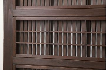 古民具・骨董 珍しいデザインの裏障子付き格子戸2枚セット(和風建具)