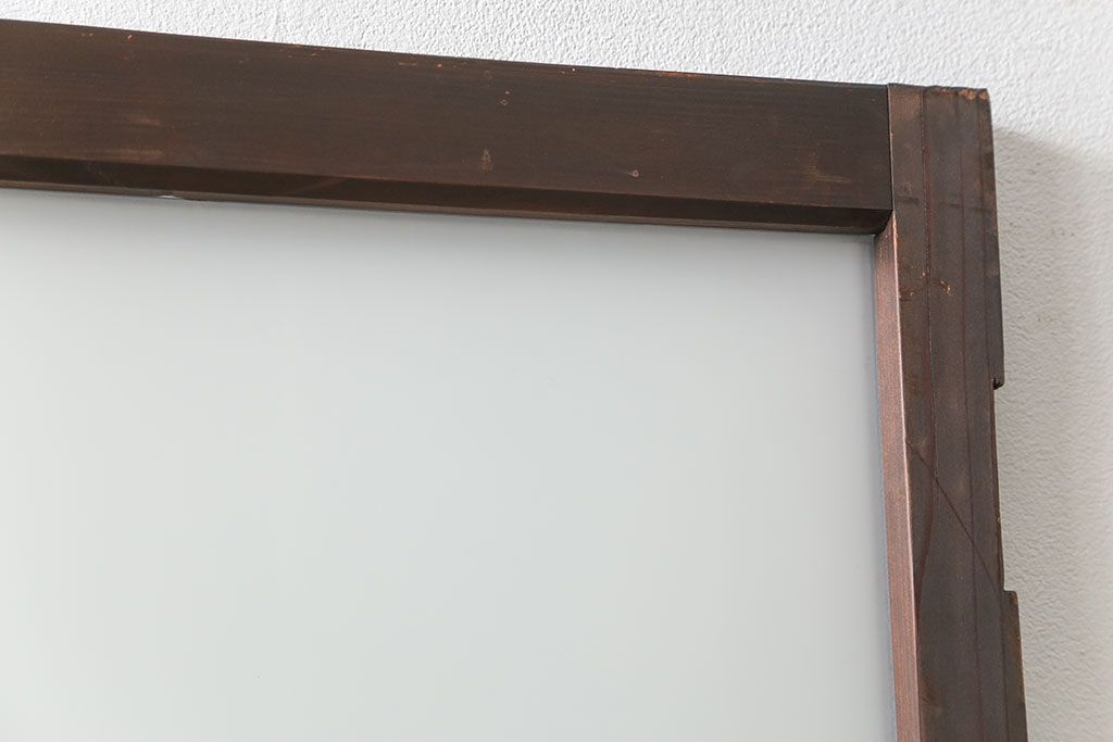 アンティーク ダイヤガラスとすりガラスのシンプルな扉