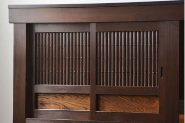 アンティーク家具　古民具・骨董 状態の良い美しい昇り引き出し付き六尺水屋箪笥(近江水屋箪笥、食器棚)