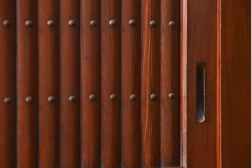 アンティーク家具　古民具・骨董 状態の良い美しい昇り引き出し付き六尺水屋箪笥(近江水屋箪笥、食器棚)