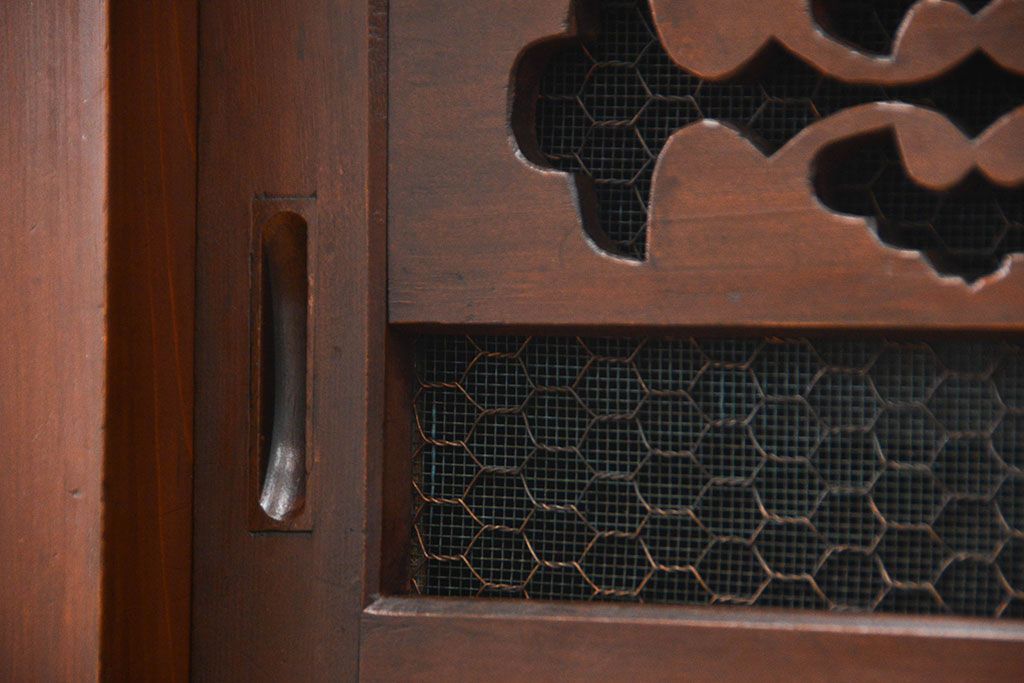 アンティーク家具　古民具・骨董 状態の良い美しい昇り引き出し付き六尺水屋箪笥(近江水屋箪笥、食器棚)