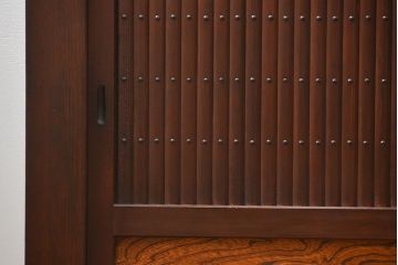 アンティーク家具　古民具・骨董 状態の良い美しい昇り引き出し付き六尺水屋箪笥(近江水屋箪笥、食器棚)