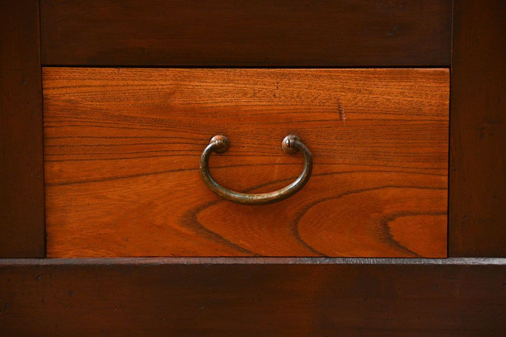 アンティーク家具　古民具・骨董 状態の良い美しい昇り引き出し付き六尺水屋箪笥(近江水屋箪笥、食器棚)