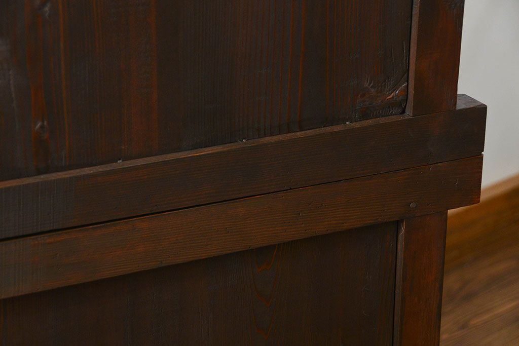 アンティーク家具　古民具・骨董 状態の良い美しい昇り引き出し付き六尺水屋箪笥(近江水屋箪笥、食器棚)