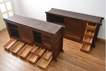 アンティーク家具　古民具・骨董 状態の良い美しい昇り引き出し付き六尺水屋箪笥(近江水屋箪笥、食器棚)