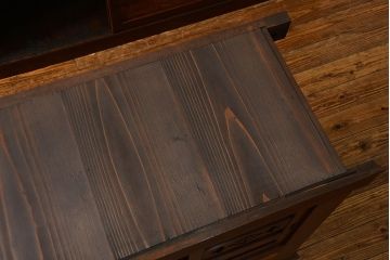 アンティーク家具　古民具・骨董 状態の良い美しい昇り引き出し付き六尺水屋箪笥(近江水屋箪笥、食器棚)