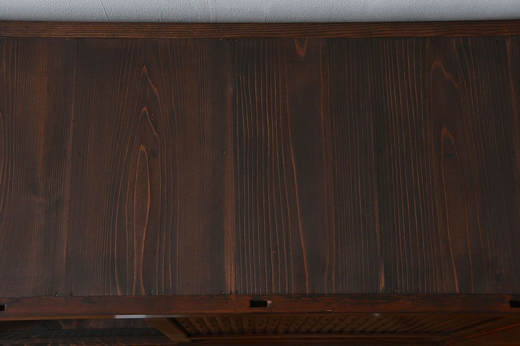 アンティーク家具　古民具・骨董 状態の良い美しい昇り引き出し付き六尺水屋箪笥(近江水屋箪笥、食器棚)