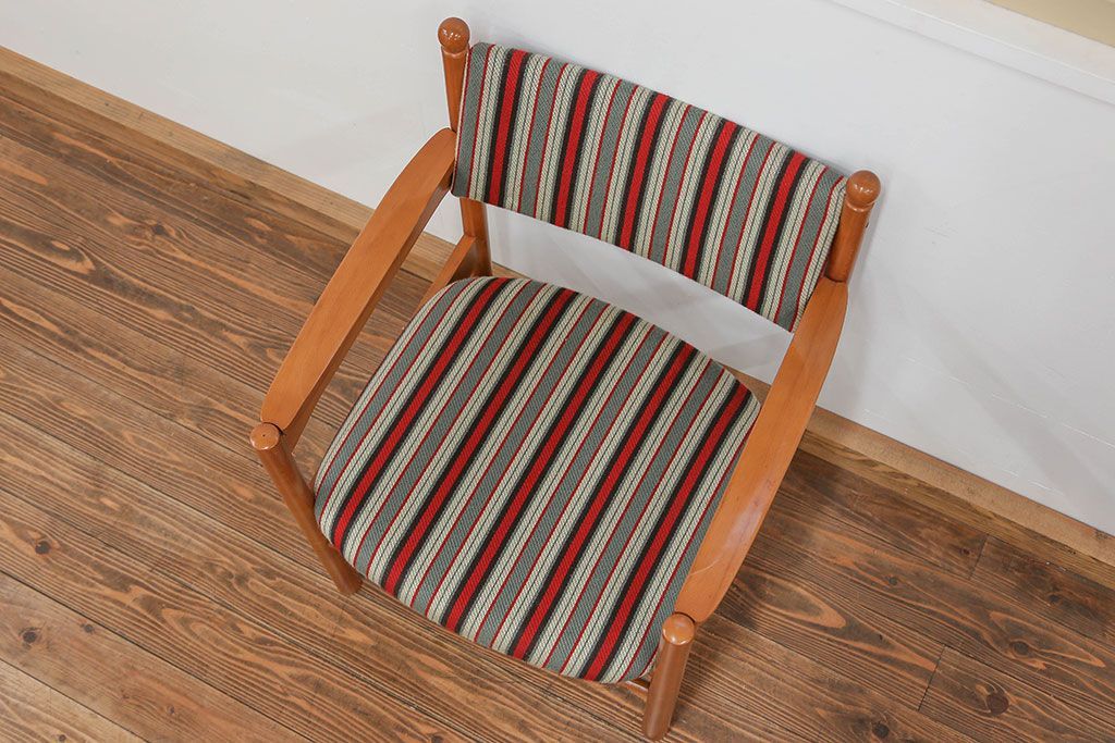 レトロ家具　昭和レトロ 1970年代 ストライプ柄アームチェア(1)(椅子、イス)