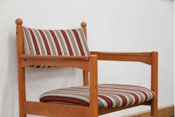 レトロ家具　昭和レトロ 1970年代 ストライプ柄アームチェア(1)(椅子、イス)