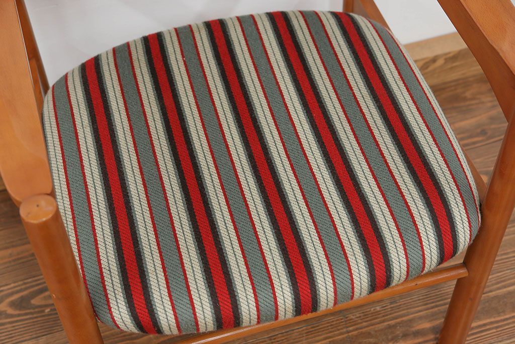 レトロ家具　昭和レトロ 1970年代 ストライプ柄アームチェア(1)(椅子、イス)