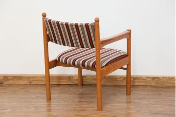 レトロ家具　昭和レトロ 1970年代 ストライプ柄アームチェア(1)(椅子、イス)