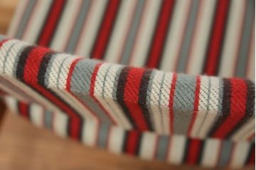 レトロ家具　昭和レトロ 1970年代 ストライプ柄アームチェア(1)(椅子、イス)