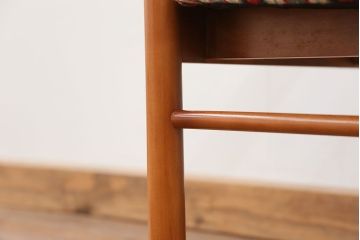 レトロ家具　昭和レトロ 1970年代 ストライプ柄アームチェア(2)(椅子、イス)