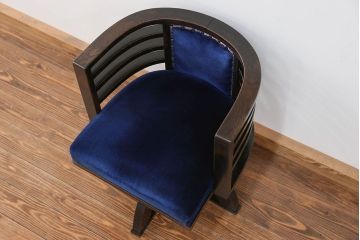 アンティーク家具　大正ロマン 古いナラ材の重厚な回転椅子(ドクターチェア、回転イス)
