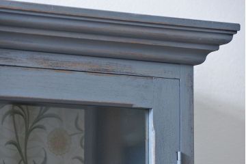 アンティーク家具　アンティークペイント 上質な作りのブックケース(本箱、食器棚、キャビネット)