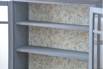 アンティーク家具　アンティークペイント 上質な作りのブックケース(本箱、食器棚、キャビネット)