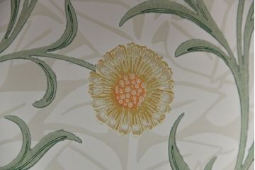 アンティーク家具　アンティークペイント 上質な作りのブックケース(本箱、食器棚、キャビネット)