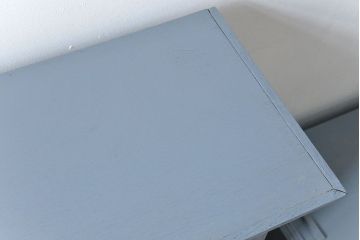 アンティーク家具　アンティークペイント 上質な作りのブックケース(本箱、食器棚、キャビネット)