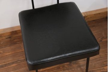 アンティーク家具　アンティーク 重量感のある鉄脚の椅子　2脚セット(1)　(イス)