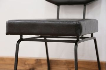 アンティーク家具　アンティーク 重量感のある鉄脚の椅子　2脚セット(1)　(イス)