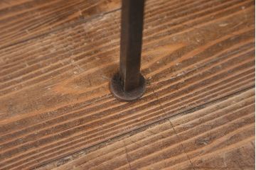 アンティーク家具　アンティーク 重量感のある鉄脚の椅子　2脚セット(1)　(イス)